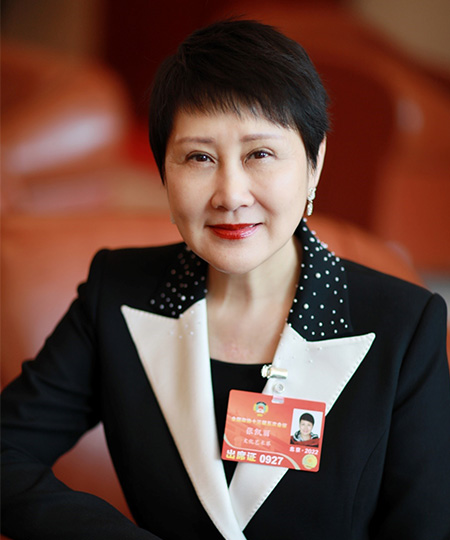 张凯丽个人图片